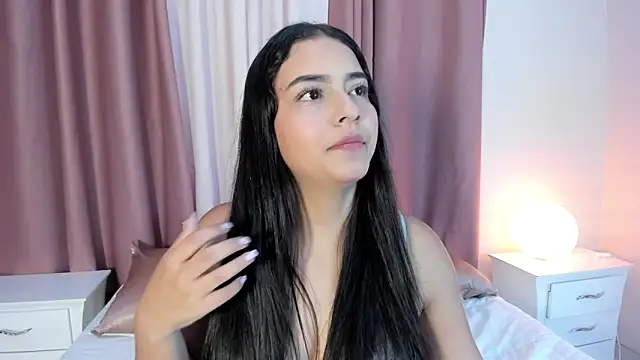 sweet aura31 online show from April 2026 08:44:02 PM