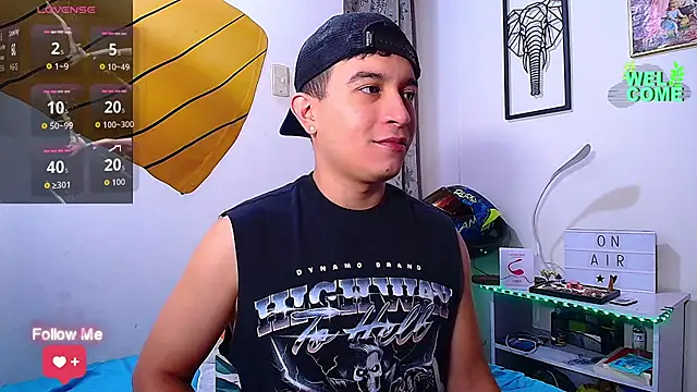 Max Parkerr online show from April 2026 02:13:02 PM