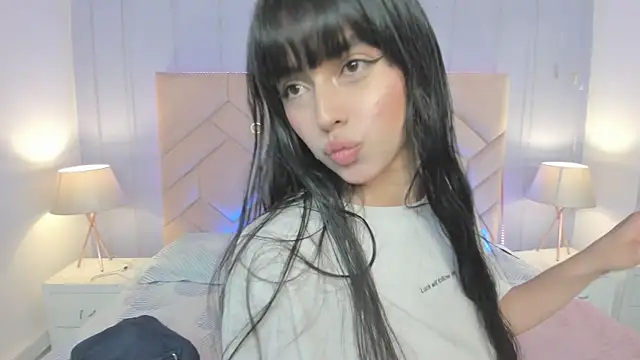 Eimy Blaze online show from July 2026 07:20:01 PM