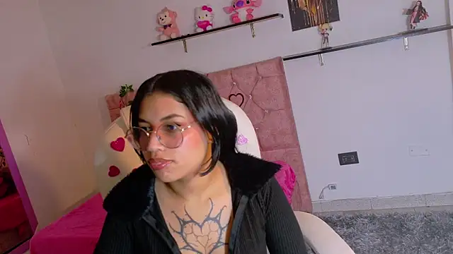 AryahMoonn online show from March 2026 03:18:02 AM