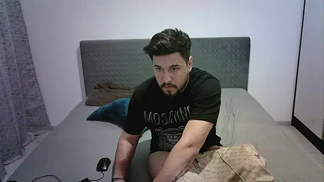 Gianiboy99 online show from April 2026 08:57:02 PM