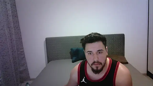 Gianiboy99 online show from April 2026 07:07:01 PM