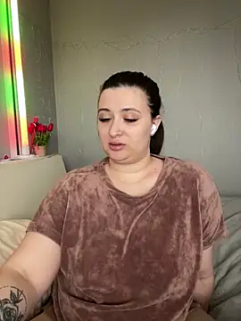 Taya lips online show from March 2026 10:59:02 AM