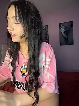 Snapshot of MayyBonita chatting on May 2026 06:19:02 AM MayyBonita online show from May 2026 06:19:02 AM