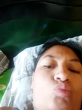 LatinSquirtBaby online show from June 2026 07:30:02 PM