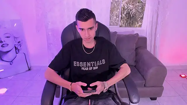 Ethann Boy online show from March 2026 08:53:02 PM