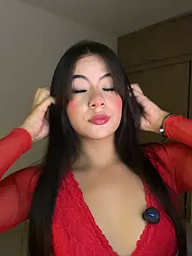 DahliaRouse online show from May 2026 12:25:01 AM