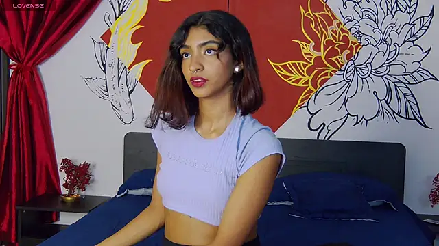 Snapshot of Hottie_Veronica chatting on May 2026 08:06:02 PM Hottie Veronica online show from May 2026 08:06:02 PM