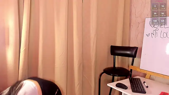 ScarletBlondie online show from June 2026 02:22:02 PM