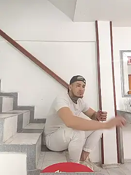 AndresXm  online show from March 2026 02:26:01 AM