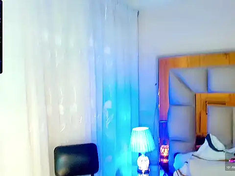 big sexy girl01 online show from May 2026 11:16:01 AM