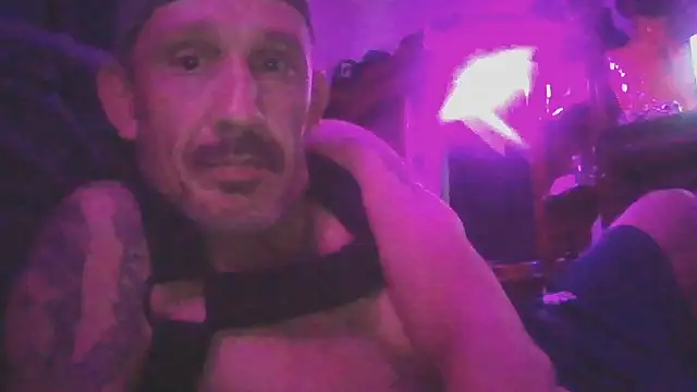 woddy87 online show from May 2026 10:30:01 PM