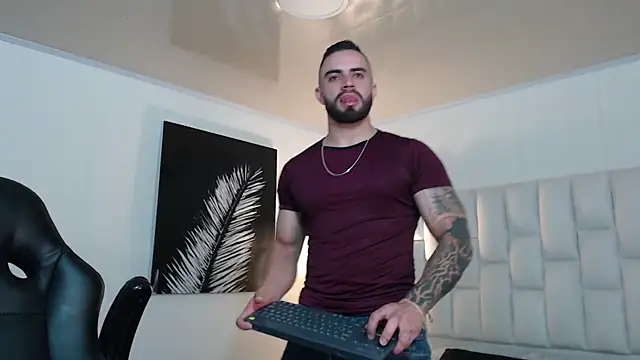 Snapshot of tony_goldstein chatting on May 2026 11:48:02 PM tony goldstein online show from May 2026 11:48:02 PM