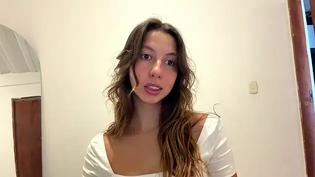 Julieta Jol online show from April 2026 01:39:02 PM