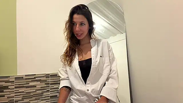 Julieta Jol online show from April 2026 01:46:02 PM
