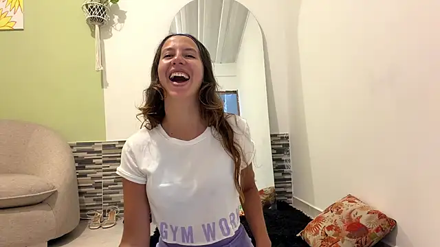 Julieta Jol online show from May 2026 01:40:02 PM