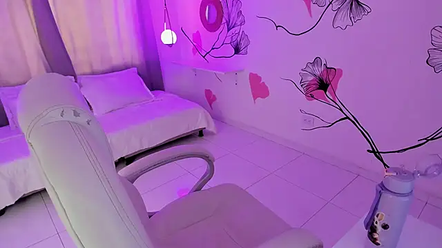 AishaNoor online show from April 2026 07:30:01 PM