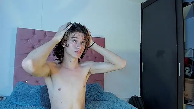 Goddest perseus  online show from June 2026 09:09:01 PM
