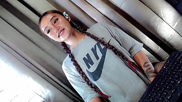 Jessicasfantasy online show from April 2026 01:56:02 AM