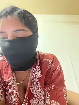 Snapshot of Surbhibaby chatting on May 2026 05:28:02 PM Surbhibaby online show from May 2026 05:28:02 PM