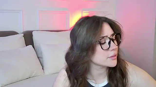 MeganStrane online show from May 2026 06:10:01 AM