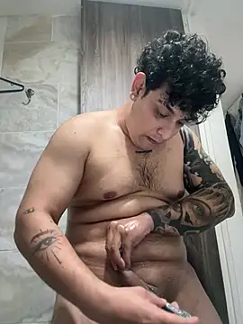 Niccolo Noir online show from April 2026 01:39:02 AM