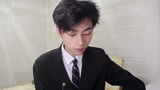 XX-XIUXIU online show from May 2026 12:41:01 PM