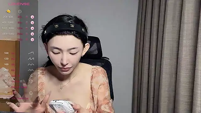 Snapshot of kiki-12 chatting on April 2026 12:06:02 AM kiki-12 online show from April 2026 12:06:02 AM