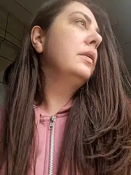 Arya Malone online show from April 2026 12:23:01 PM
