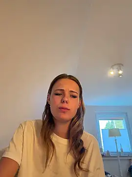 SophiaWestend online show from April 2026 06:49:02 AM