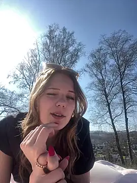 SophiaWestend online show from March 2026 11:01:01 AM