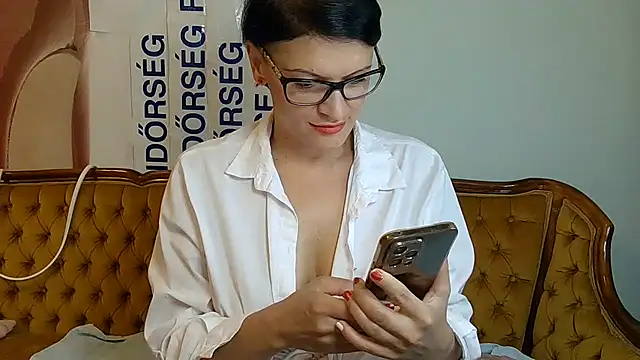 Snapshot of Evamilfhungary chatting on July 2026 07:30:02 AM Evamilfhungary online show from July 2026 07:30:02 AM