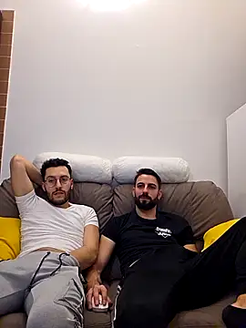 AmicisegretiITA online show from March 2026 09:24:02 PM