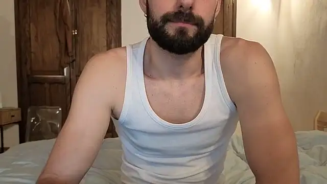 AmicisegretiITA online show from May 2026 09:47:01 AM