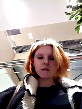 NinaParri online show from April 2026 07:45:01 AM