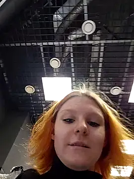 NinaParri online show from April 2026 03:19:01 AM