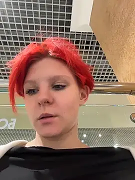 NinaParri online show from May 2026 03:50:01 AM