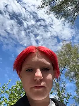 NinaParri online show from May 2026 04:05:02 AM