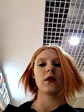 NinaParri online show from April 2026 03:24:01 AM