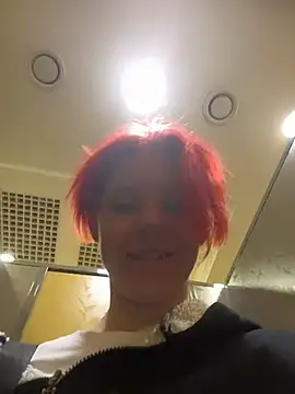 NinaParri online show from May 2026 03:05:01 AM