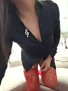 karen vix online show from May 2026 01:00:02 AM