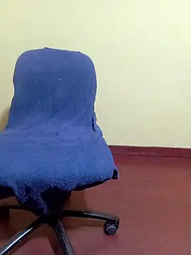 Chocolatebaby2005 online show from April 2026 09:37:01 AM