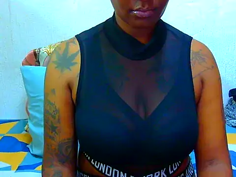 Tattooedgoddess33 online show from March 2026 10:52:01 PM
