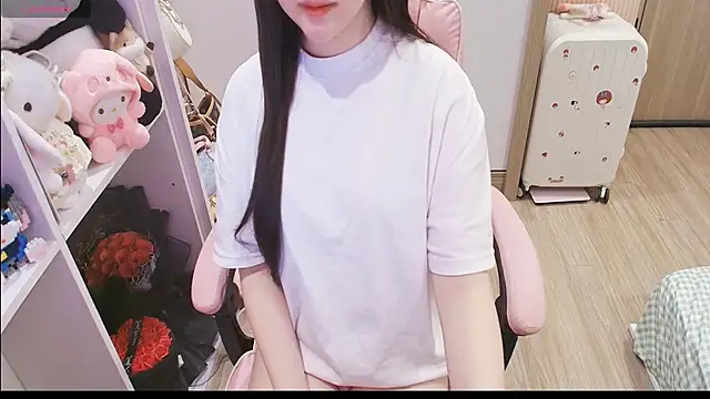 Nana Chu online show from April 2026 11:37:02 AM