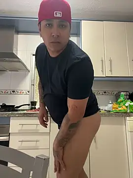 tattttoedBear online show from March 2026 11:24:01 AM