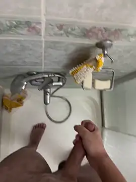 Emirr10 online show from April 2026 08:59:01 PM