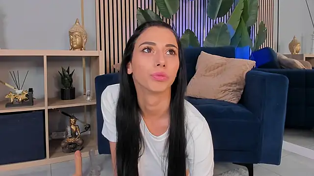 TiaCyrrus online show from May 2026 01:59:02 PM