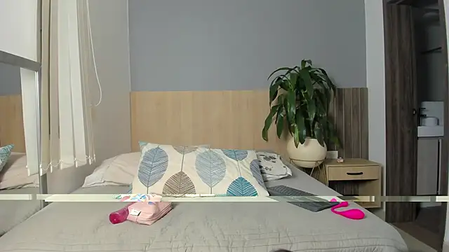 goddess curvyy online show from April 2026 11:45:02 AM
