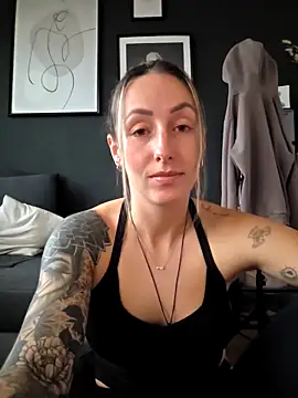 NicoleKaiser online show from March 2026 05:03:02 PM