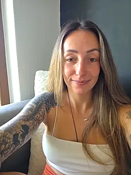 NicoleKaiser online show from May 2026 07:26:01 AM